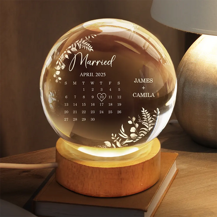 Calendar Wedding Keepsake - Personalized Crystal Globe Lamp