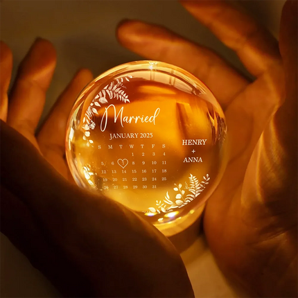Calendar Wedding Keepsake - Personalized Crystal Globe Lamp