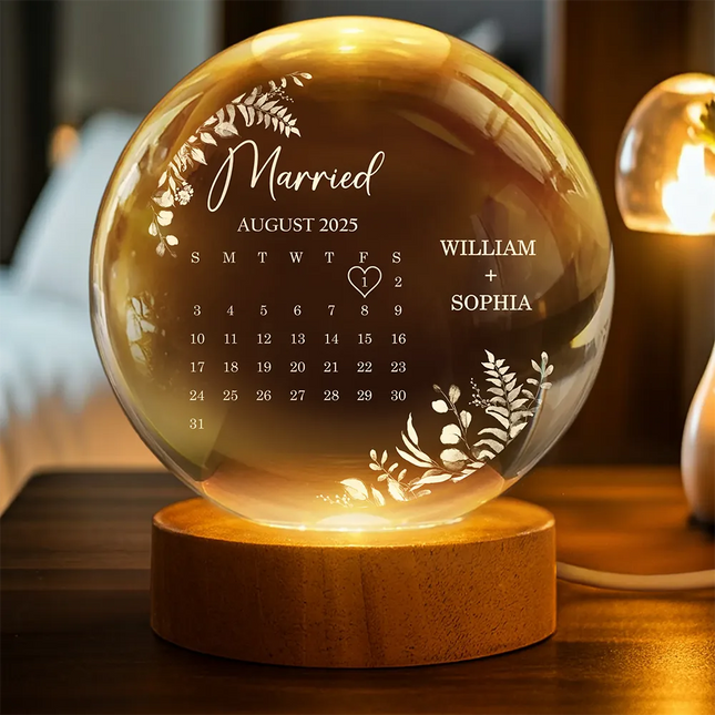 Calendar Wedding Keepsake - Personalized Crystal Globe Lamp